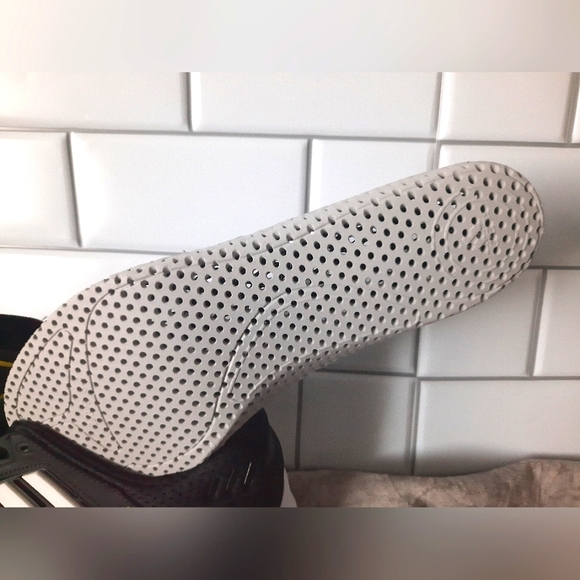 Adidas Men's Size 9 Black CC Revolution U Running Shoes Sneakers. New w/o box! - Picture 11 of 11